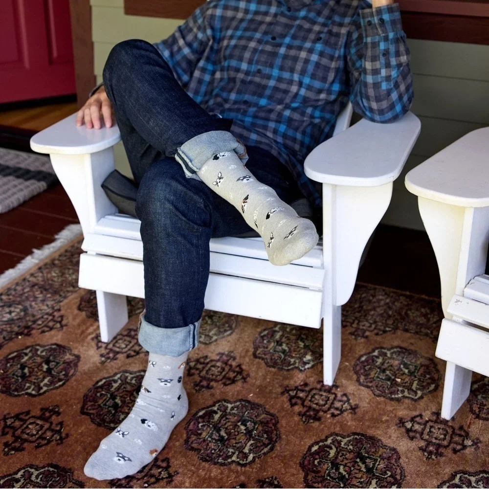 Conscious Step Gray Dog Print Socks small unisex